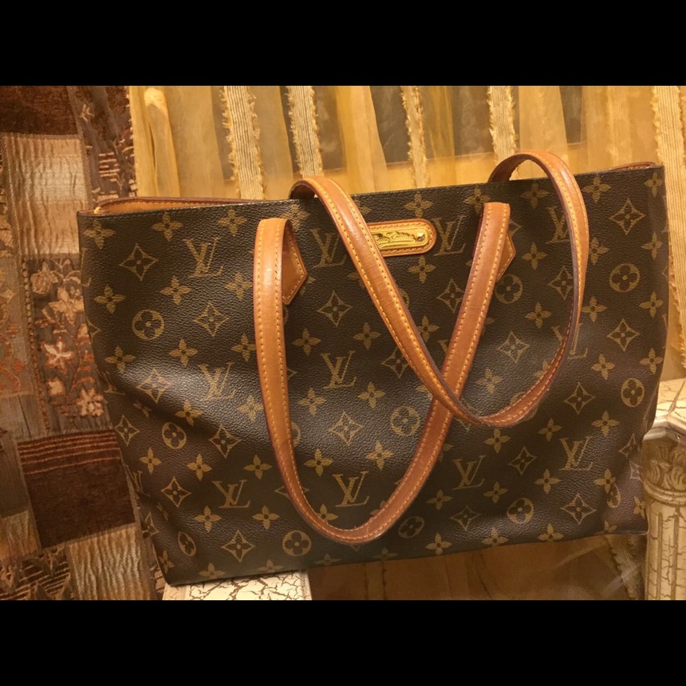 Authentic Vintage LOUIS VUITTON hand bag